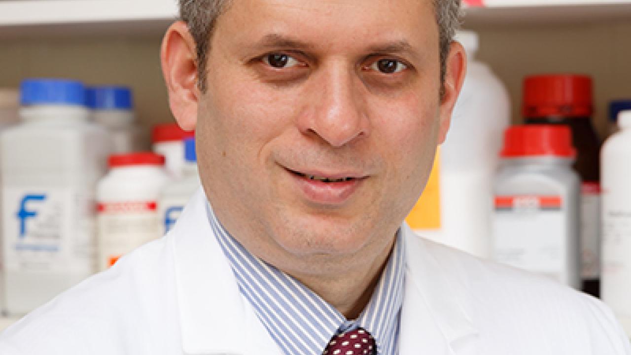 photo of Dr. Satoskar